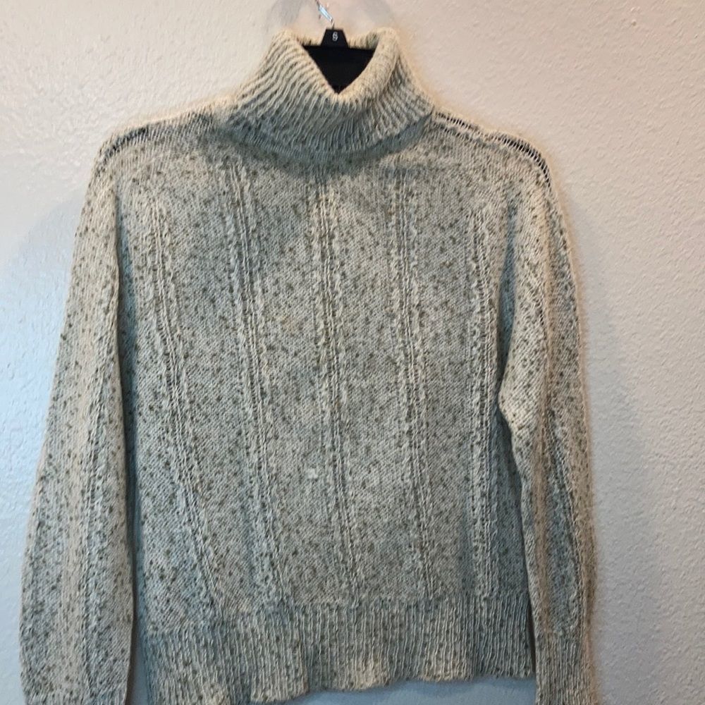 Grey winter top